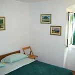 Ξενοδοχείο με διαμερίσματα Garden 3*