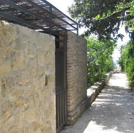 Garden 3* Split