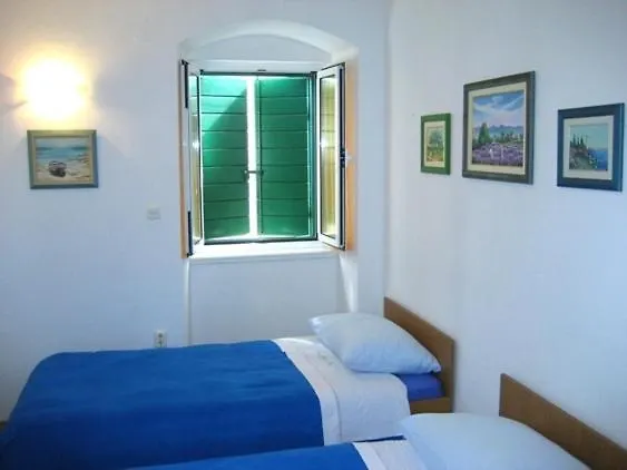 Apartahotel Garden 3*
