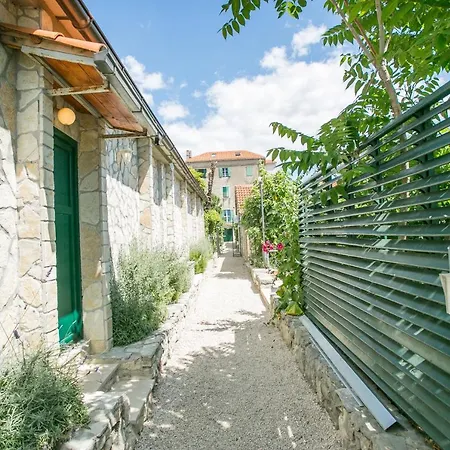 Garden 3* Сплит