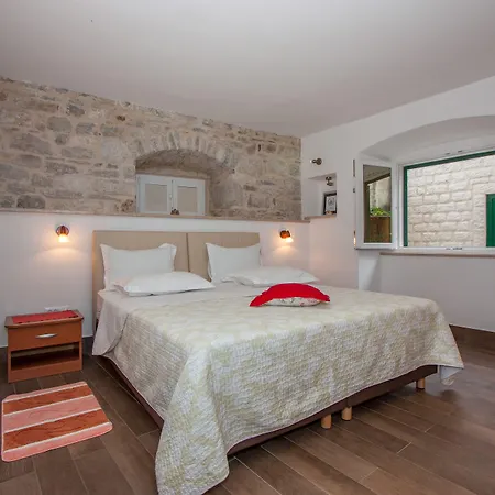 Hotel apartamentowy Garden 3*