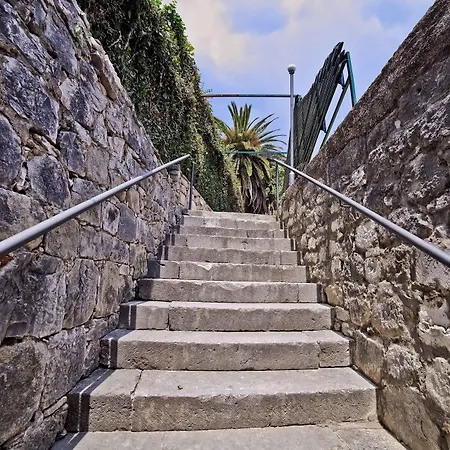 Hotel apartamentowy Garden