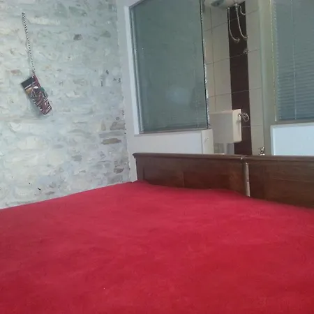 Garden 3* سبليت