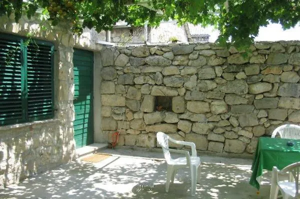 Garden Ξενοδοχείο με διαμερίσματα 3*