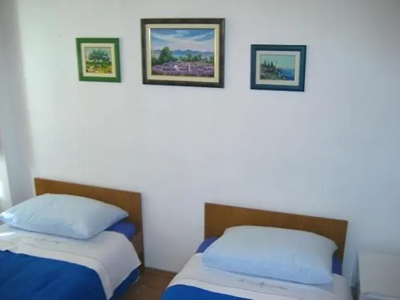 Ξενοδοχείο με διαμερίσματα Garden