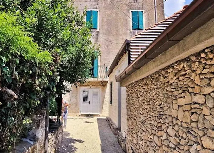 Ξενοδοχείο με διαμερίσματα Garden