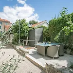 Appart hôtel Garden 3*