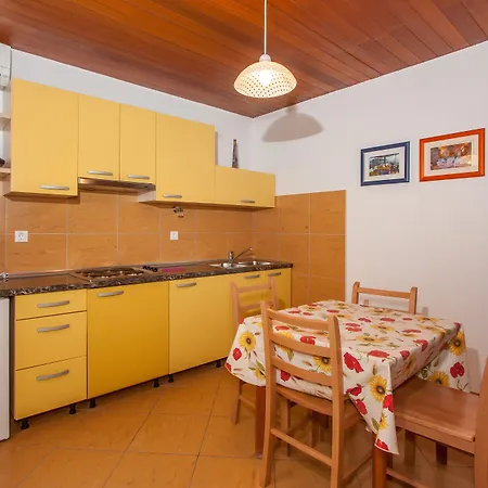 Garden Apart Otel 3*